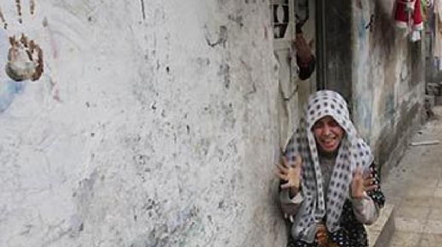 Bebekleri i&ccedil;in su istedi!