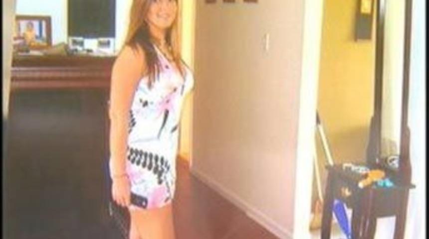 Mini etek giydi diye i&ccedil;eri alınmadı