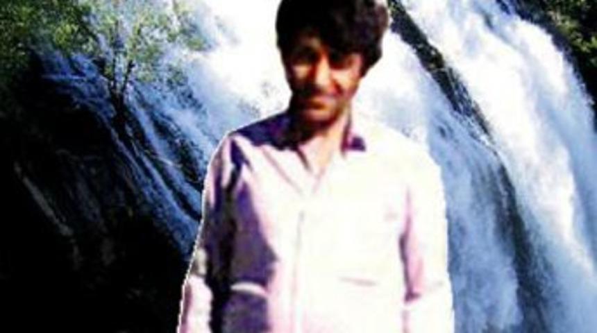 Poz verirken u&ccedil;uruma d&uuml;ş&uuml;p &ouml;ld&uuml;