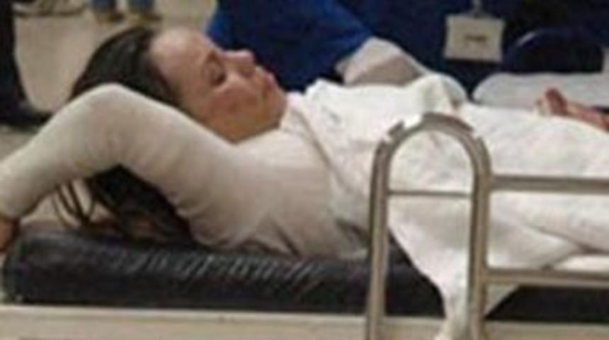 "Kocandan boşan, ben evleneceğim"