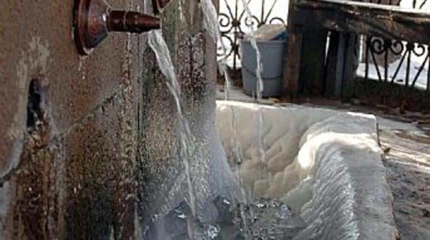 Doğu Anadolu donuyor