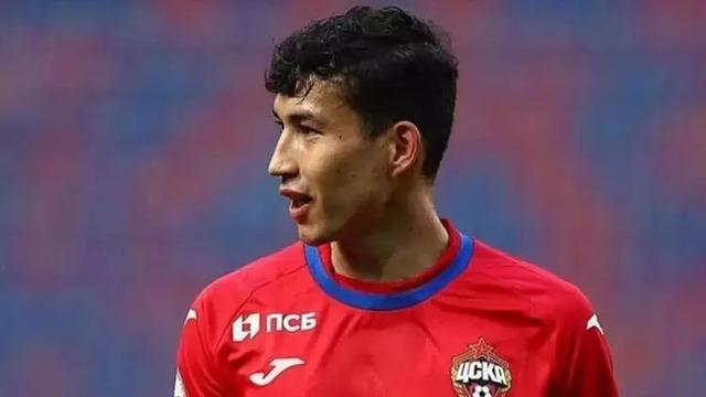 Beşiktaş'ın yeni transferi Bakhtiyar Zaynutdinov kimdir, nereli ve kaç yaşında? Bakhtiyar Zaynutdinov hangi mevkide oynuyor? TFF'ye bildirildi!