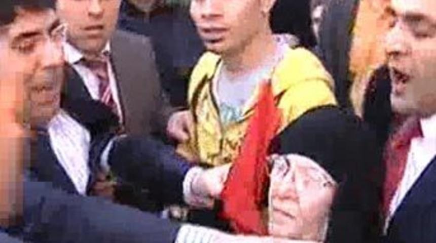 '&Ccedil;arşaf a&ccedil;ılımını protesto ettim'