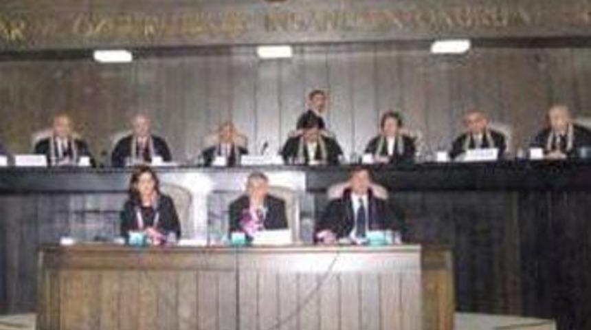 Anayasa Mahkemesi heyetine reddi hakim talebi