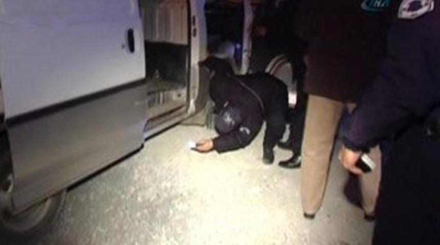 Şanlıurfa'da ş&uuml;pheli ara&ccedil; alarmı