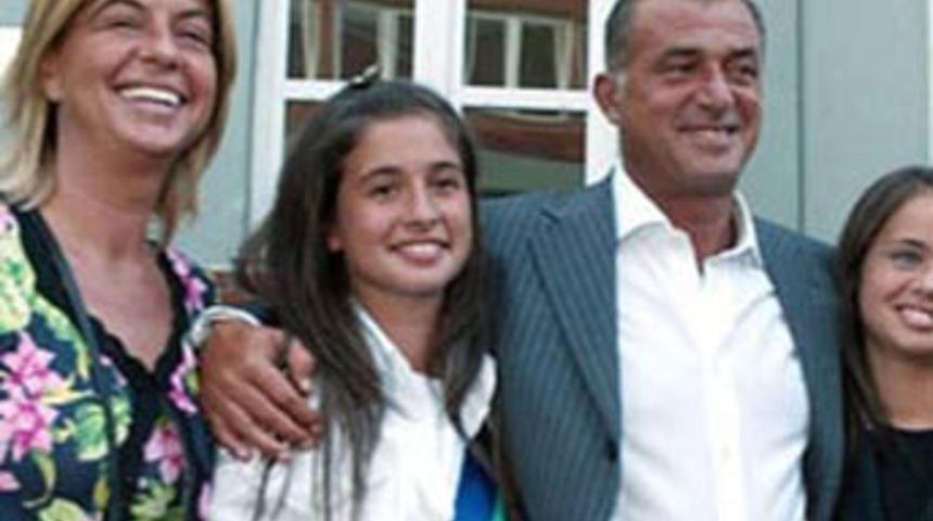 Misafirden sıkıldı, villasını satıyor!