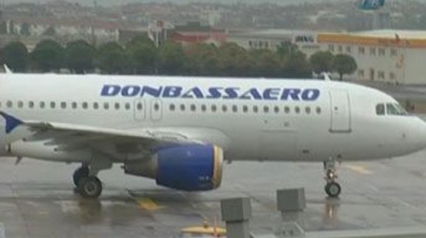 Yolcu u&ccedil;ağı pistten &ccedil;ıktı