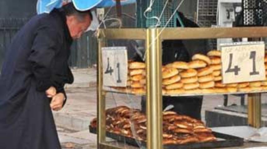 Başbakan'ın simit&ccedil;isi işten &ccedil;ıkarıldı