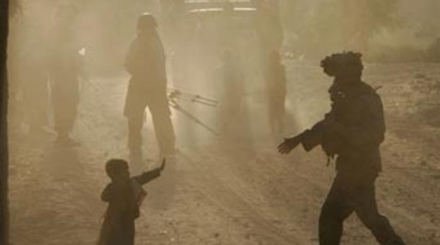 Afganistan'da 10 Fransız askeri &ouml;ld&uuml;r&uuml;ld&uuml;