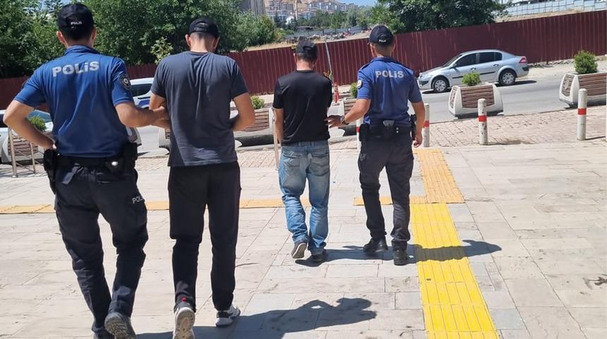Elazığ'da 2 hırsızlık şüphelisi tutuklandı