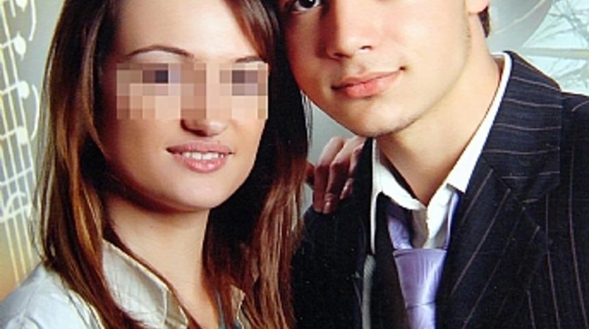 Uğruna 2 &ouml;ğrenci &ouml;ld&uuml;r&uuml;len gen&ccedil; kız kayıp