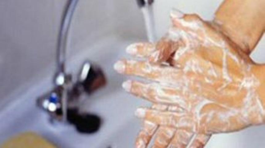 &Ccedil;ocuk sağlığında el yıkamanın &ouml;nemi