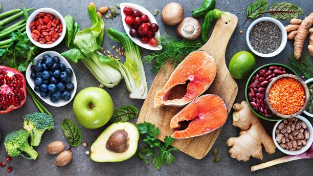 Yiyecekler nasıl daha uzun süre bozulmadan kalabilir? Hangi yiyecek nerede ve nasıl muhafaza edilir?