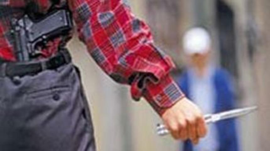 "G&uuml;r&uuml;lt&uuml; yapmayın" dedi, bı&ccedil;aklandı