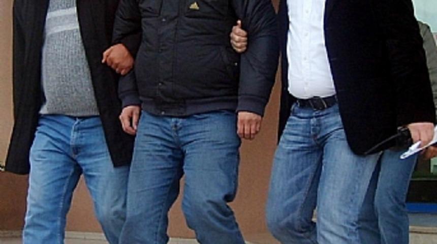 Karısına elektroşok uyguladı