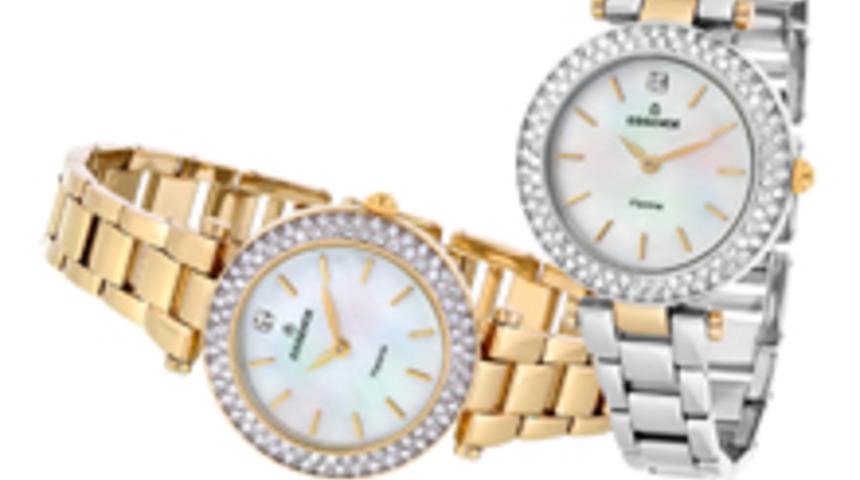 Annenize Essence'ten Swarovski Işıltısı Hediye Edin