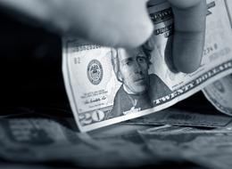 Bankalar Kur Korumalı Mevduat için ilk hamleyi yaptı: Mobil uygulamadan her şeyi sildiler… İkili faiz dönemi!