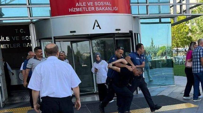 Gözaltına alınmıştı! Bakanlık'tan açıklama geldi: 'Açım, geçinemiyorum' iddialarının aksine...