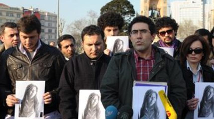 M&uuml;nevver i&ccedil;in protesto y&uuml;r&uuml;y&uuml;ş&uuml;