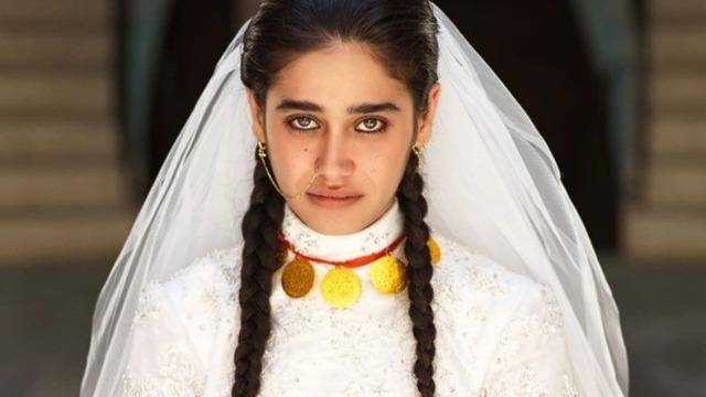 Kendisinden 48 yaş büyük Amerikalı ile evlenmişti! Meltem Miraloğlu'dan tek taşlı poz