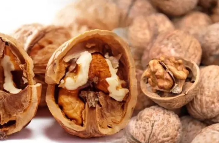 Etkileri inanılmaz: Günde 4 adet ceviz yediğinizde vücudunuzda bakın neler oluyor! G2