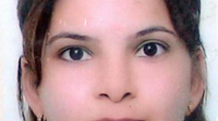 Anne, &ccedil;ocuğunun yanında &ouml;ld&uuml;r&uuml;ld&uuml;!