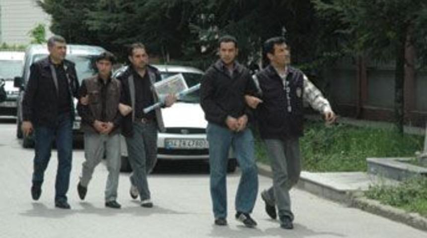 Ş&uuml;pheli &ouml;l&uuml;m cinayet &ccedil;ıktı