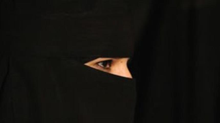 Gelin 8, damat 58 yaşında