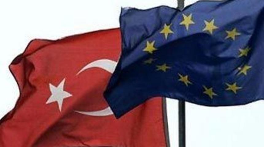 T&uuml;rklere vize davası Avrupa'yı karıştırdı