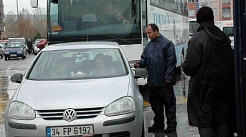 Tatilciler geri d&ouml;nmeye başladı