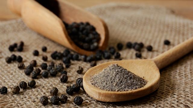 Doğal şifa kaynağı olarak kullanabileceğiniz en iyi karnıyarık otları ve markaları