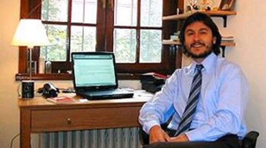 Basireti bağlanan insan doğru karar veremiyor