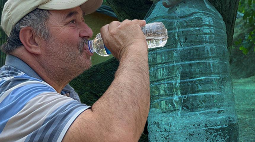 Yoğunluk oluşuyor, tadanlar şişelere doldurmadan gitmiyor! "Eskiden burada çadırlarla kamp kuruyorlardı"