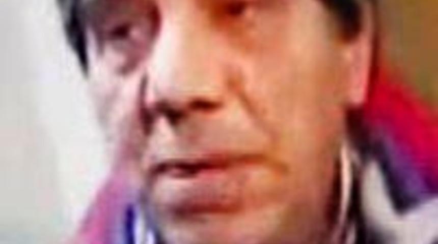Depremi &ouml;nceden bilen adamın isyanı