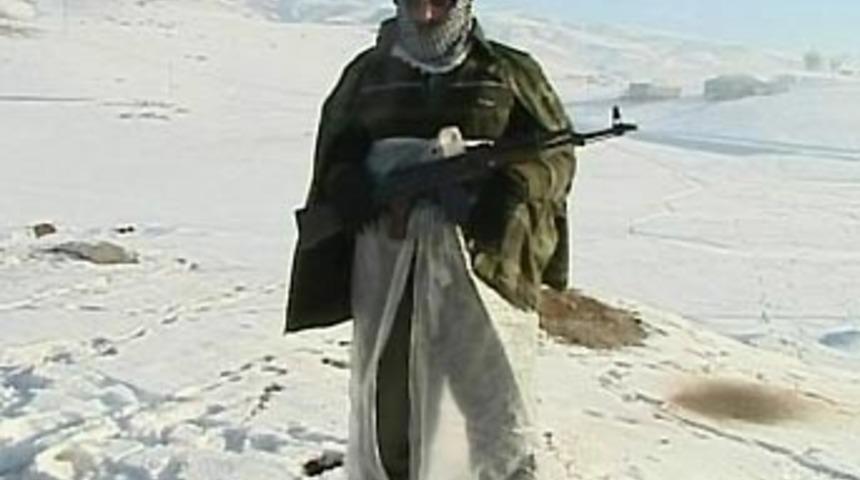 Mayın taramasında bıyıkları dondu!