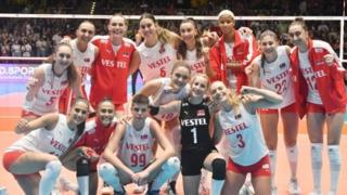 Filenin Sultanları, 2023 CEV Avrupa Şampiyonası'nın grup aşamasındaki 4'üncü maçında karşılaştığı Yunanistan'a set vermedi!