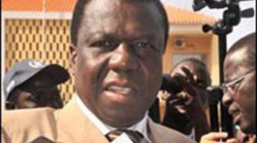 6 askerle darbe yapmaya &ccedil;alıştılar