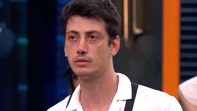 MasterChef Alican hastalığını açıkladı stüdyo buz kesti! Doktorlar mesleği bırak diyorlar