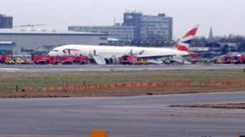 Londra Havaalanı'nda panik