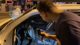 Aydın'da araca giren yılan paniğe neden oldu