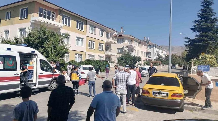 Erzincan’da trafik kazası: 3 yaralı