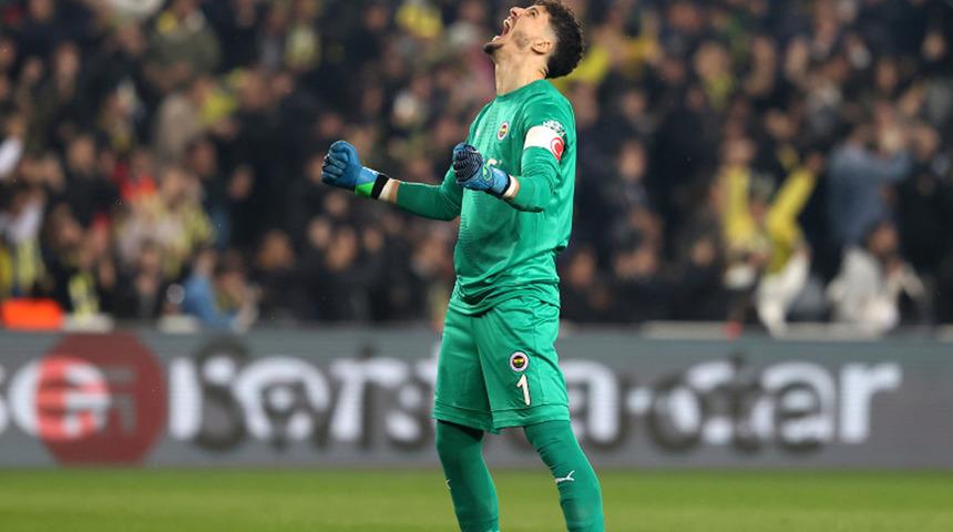 Altay Bayındır dünya devine transfer oluyor! Bonservis bedeli belli oldu...