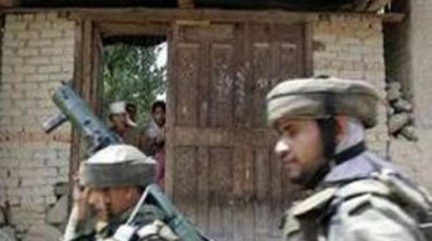 Pakistan ordusu 35 dinci militan &ouml;ld&uuml;r&uuml;ld&uuml;