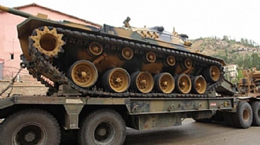 Şemdinli'de askeri hareketlilik