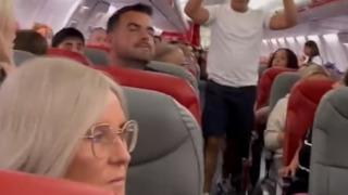 İngiltere-Türkiye uçak seferinde tedirgin eden anlar! Bir anda “Bomba var” diyerek ayağa kalktı... Ortalık fena karıştı