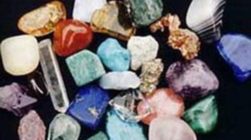 Taşlarda gizli şifalar