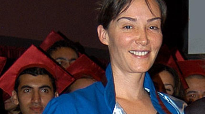 Baykal'ın &ccedil;ocukları "t&uuml;rbana hayır" demedi