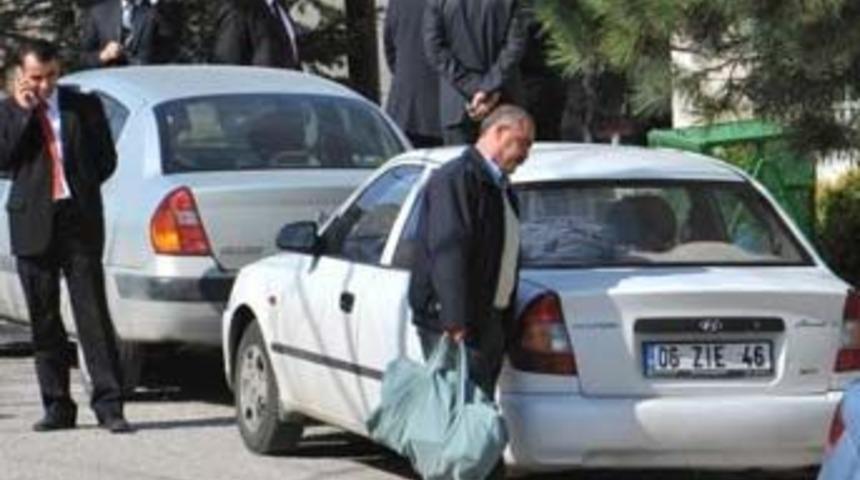 Rekt&ouml;rler tutuklandı