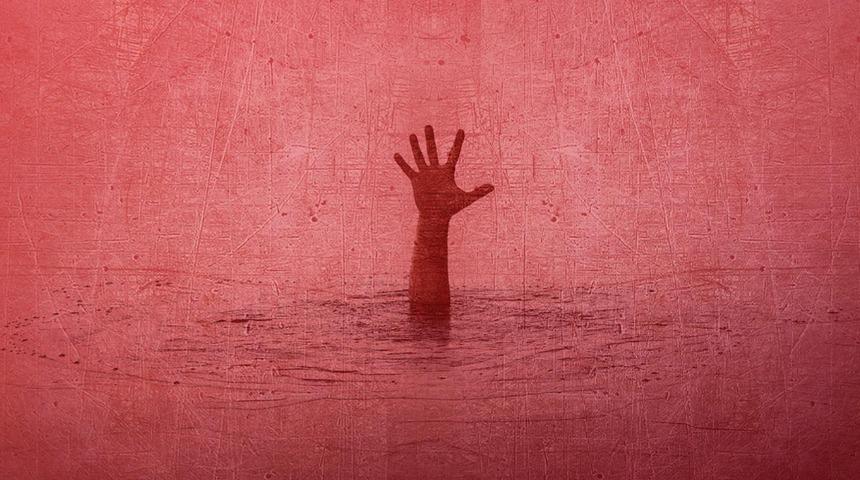 Şüpheli ölümde kan donduran iddia: Denize attılar! Çıkmak için çırpınırken... 