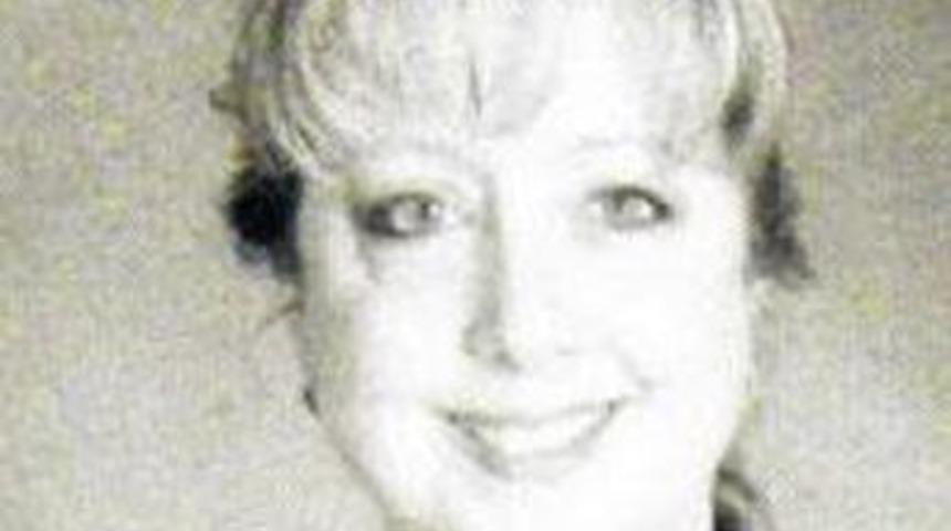 Aşk &uuml;&ccedil;geni can aldı